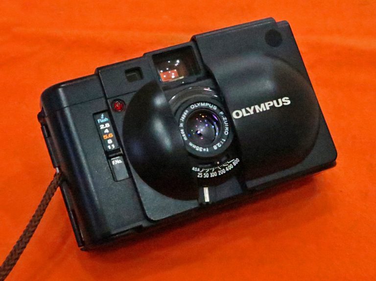 Olympus オリンパス XA2 コンパクトカメラ 清掃済 完動品+zimexdubai.com