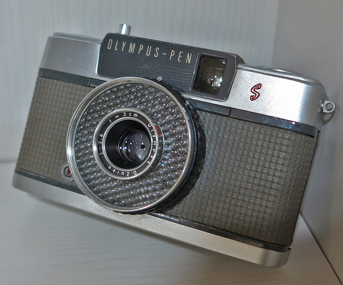 オリンパス ペンＥＥＳ 小さくて簡単、お手軽カメラの代名詞 | 東京フィルムカメラ修理工房